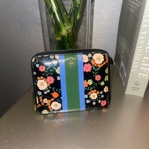 Tory Burch - floral leather print zip around wallet